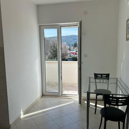 Rooms & Apartments Barisic Mlini Exterior photo