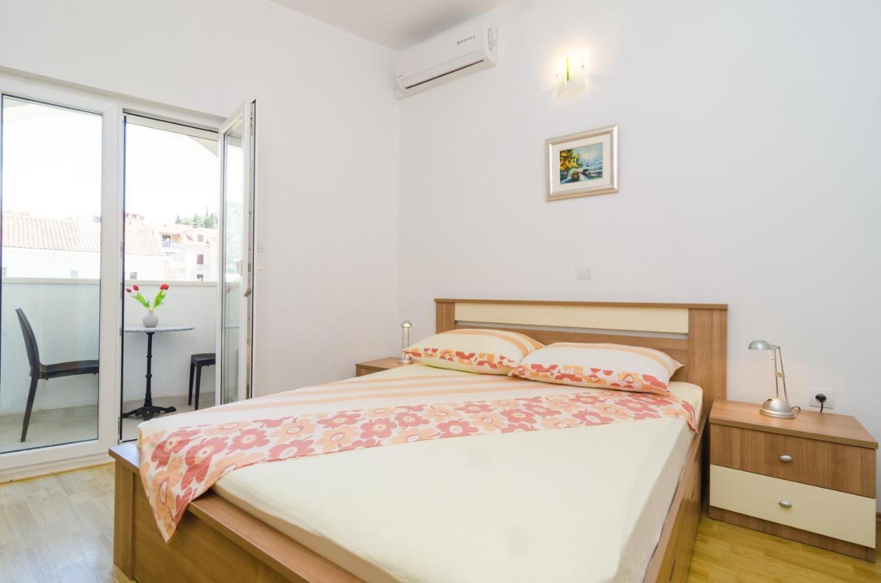 Rooms & Apartments Barisic Mlini Exterior photo