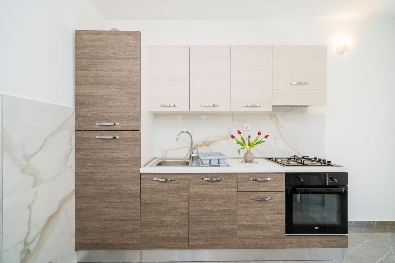 Rooms & Apartments Barisic Mlini Room photo