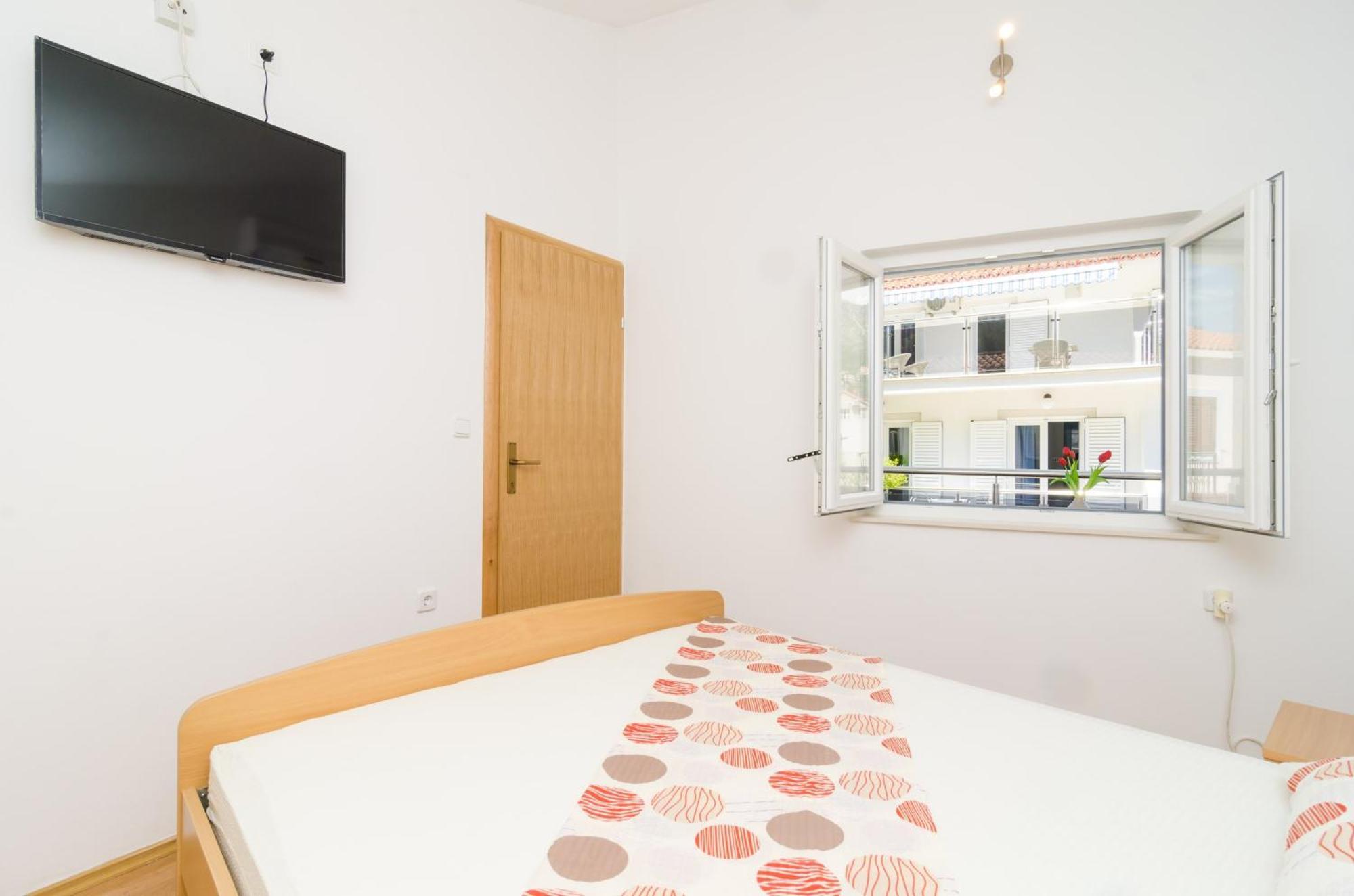 Rooms & Apartments Barisic Mlini Room photo