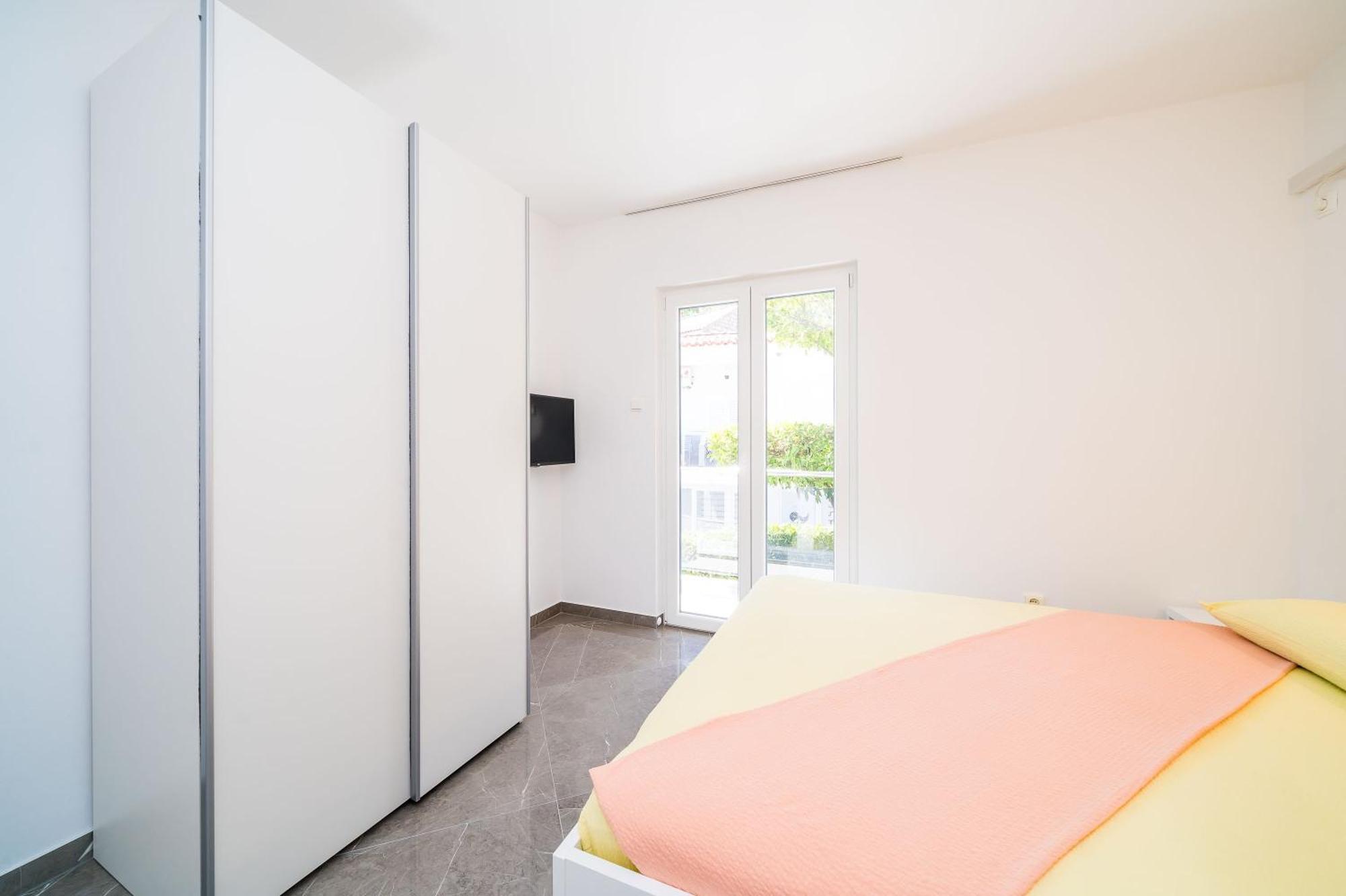 Rooms & Apartments Barisic Mlini Room photo
